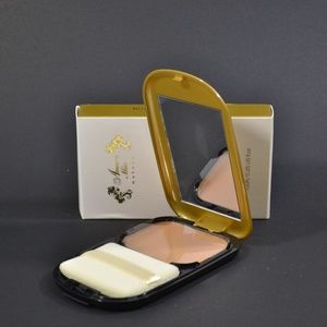 OROGOLD Amore Mio 24K Compact Foundation LCF-05